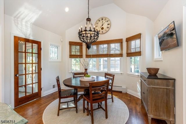 11 Valhalla Way, Verona Twp., NJ 07044