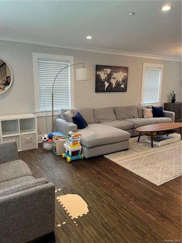 68 Henry Avenue LEFT SIDE, Harrison, NY 10528