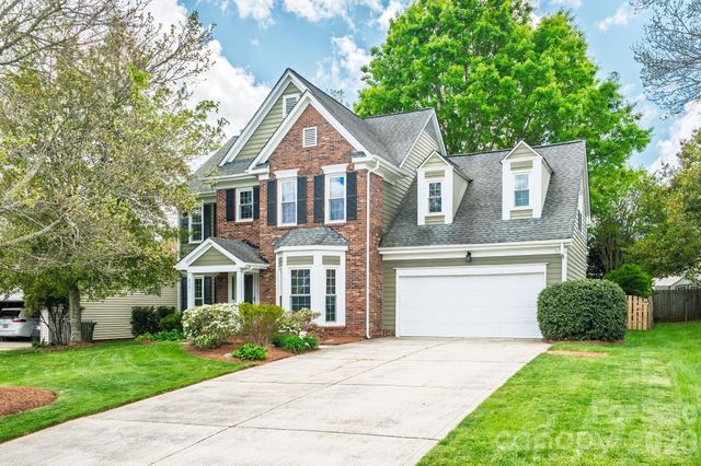 8501 Tonawanda Drive, Charlotte, NC 28277