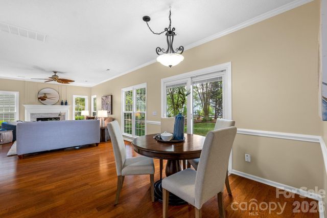 8501 Tonawanda Drive, Charlotte, NC 28277