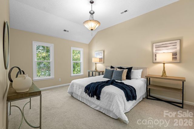 8501 Tonawanda Drive, Charlotte, NC 28277