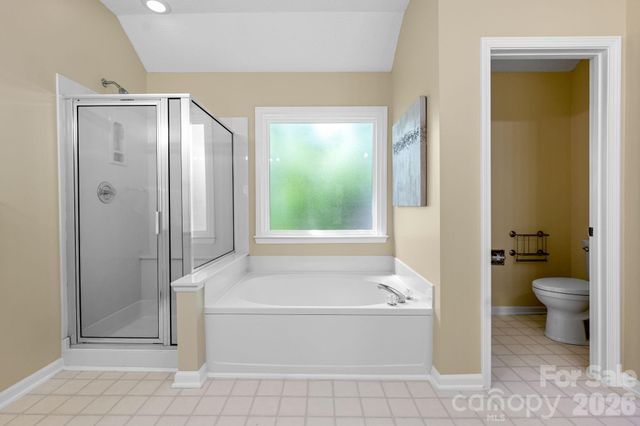 8501 Tonawanda Drive, Charlotte, NC 28277