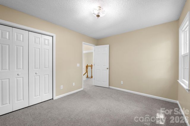 8501 Tonawanda Drive, Charlotte, NC 28277