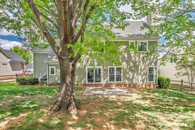 8501 Tonawanda Drive, Charlotte, NC 28277