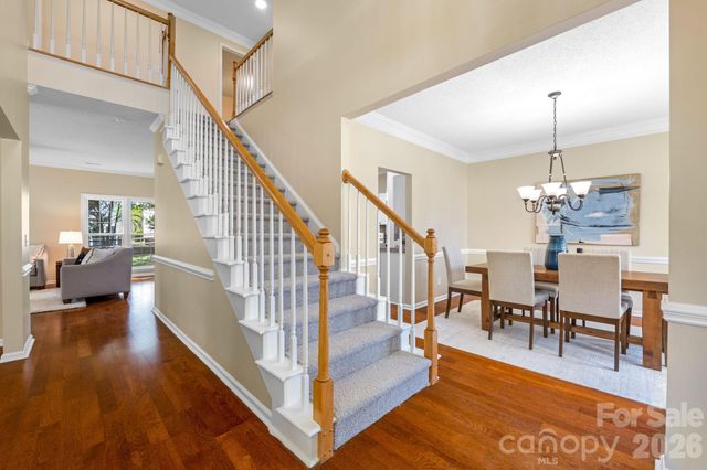 8501 Tonawanda Drive, Charlotte, NC 28277