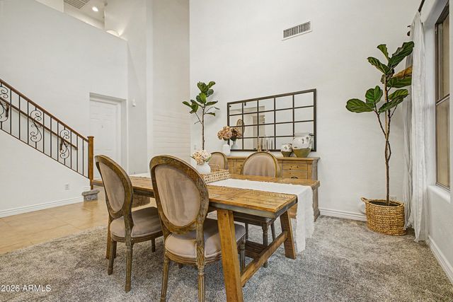 3853 E COMSTOCK Drive, Gilbert, AZ 85296