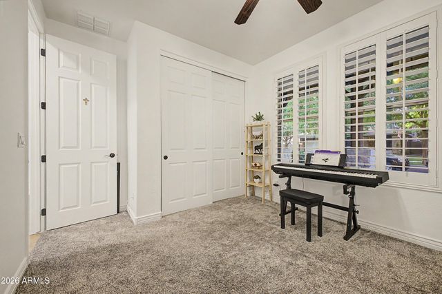 3853 E COMSTOCK Drive, Gilbert, AZ 85296