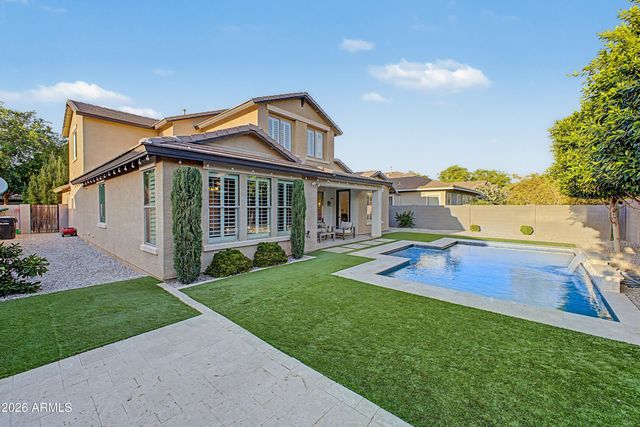 3853 E COMSTOCK Drive, Gilbert, AZ 85296