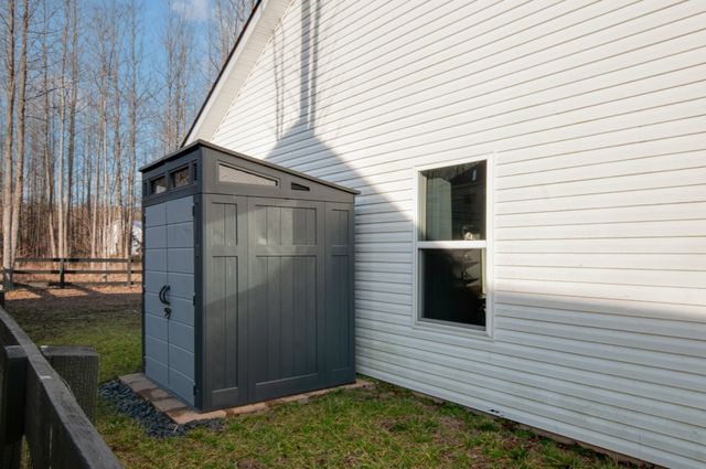 146 Eno Rd, Dickson, TN 37055