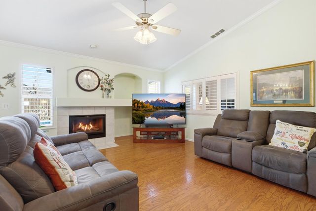 2421 Martin Anthony Ct, Tracy, CA 95377