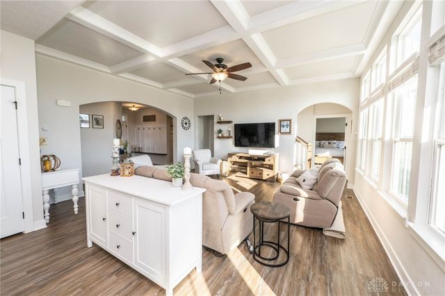 1112 Red Maple Drive, Troy, OH 45373