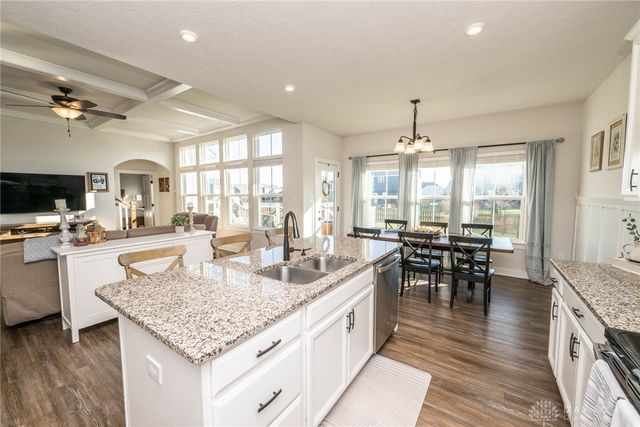 1112 Red Maple Drive, Troy, OH 45373