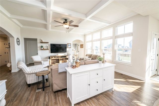 1112 Red Maple Drive, Troy, OH 45373