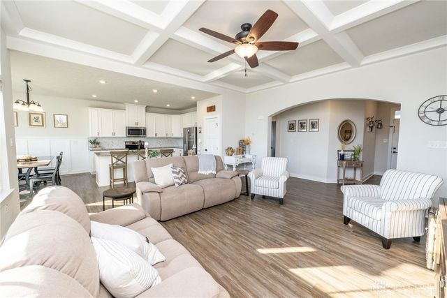 1112 Red Maple Drive, Troy, OH 45373