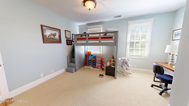 10602 Kings Crown Dr, Prospect, KY 40059