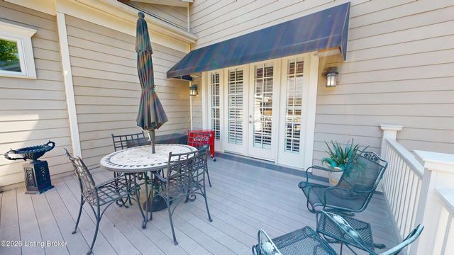 10602 Kings Crown Dr, Prospect, KY 40059