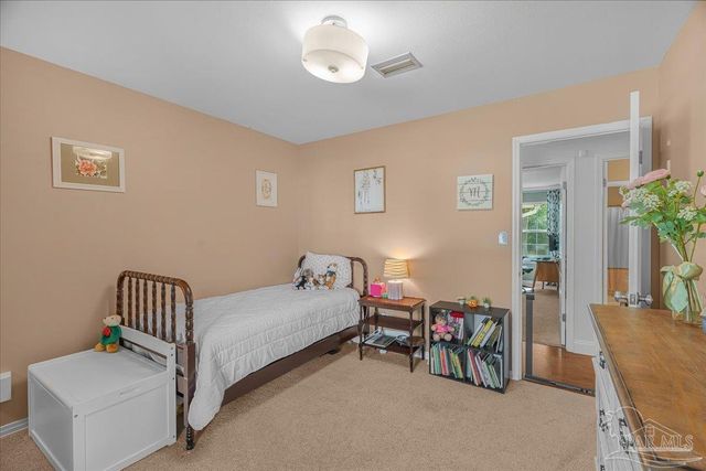 2625 Semoran Dr, Pensacola, FL 32503