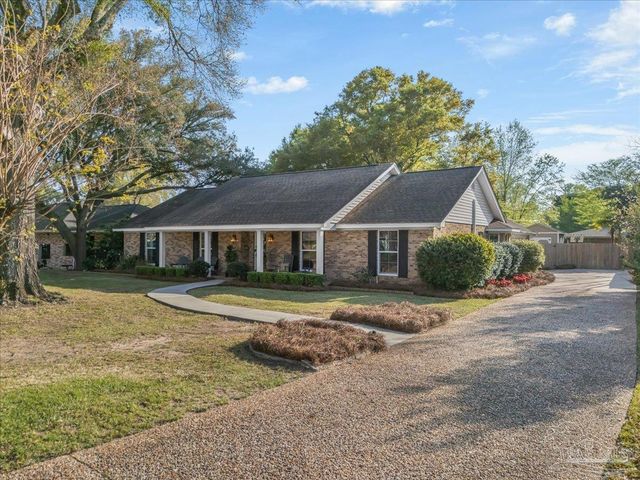 2625 Semoran Dr, Pensacola, FL 32503