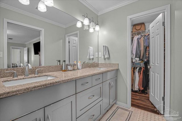 2625 Semoran Dr, Pensacola, FL 32503