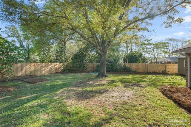 2625 Semoran Dr, Pensacola, FL 32503