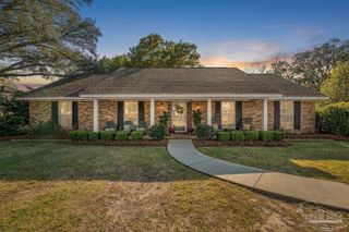 2625 Semoran Dr, Pensacola, FL 32503