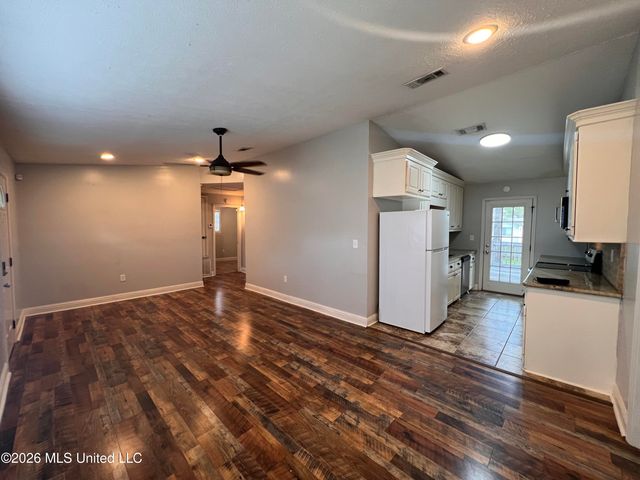 4126 Nancy Street, Pearl, MS 39208