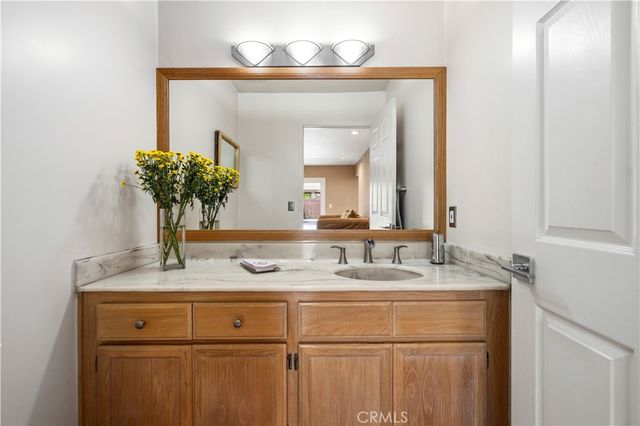 18326 Elkwood, Reseda, CA 91335