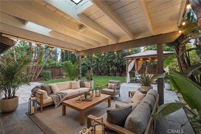 18326 Elkwood, Reseda, CA 91335