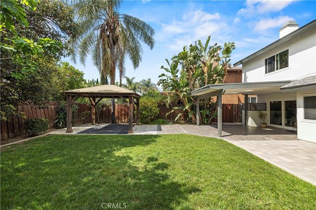 18326 Elkwood, Reseda, CA 91335