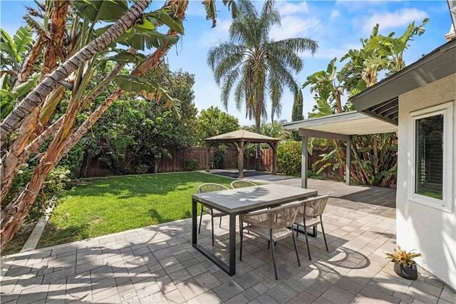 18326 Elkwood, Reseda, CA 91335