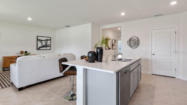 8559 CAPE FOX COVE, Lakeland, FL 33810