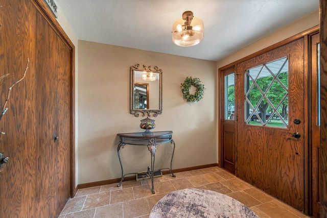 2687 VISSERS COURT, Green Bay, WI 54313