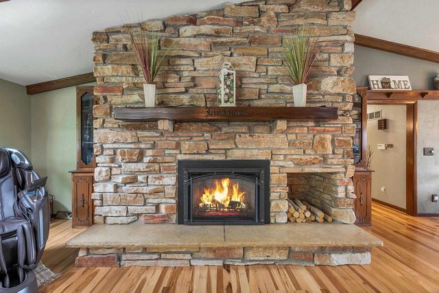 2687 VISSERS COURT, Green Bay, WI 54313
