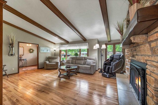 2687 VISSERS COURT, Green Bay, WI 54313