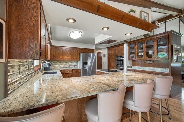 2687 VISSERS COURT, Green Bay, WI 54313