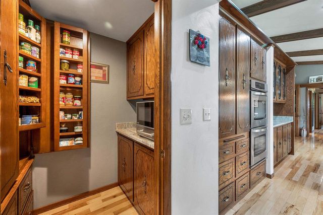 2687 VISSERS COURT, Green Bay, WI 54313
