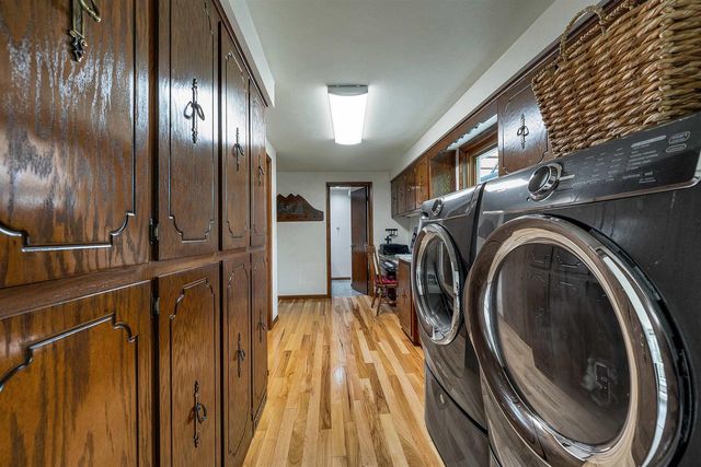 2687 VISSERS COURT, Green Bay, WI 54313