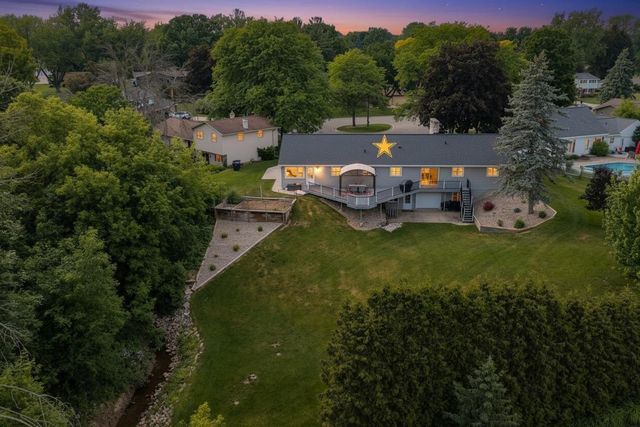 2687 VISSERS COURT, Green Bay, WI 54313