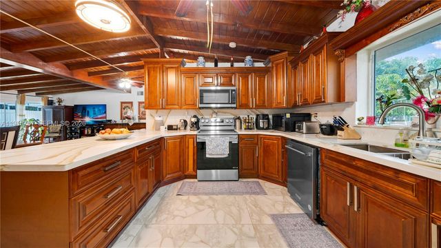 14800 NE 16th Ave, Miami, FL 33161