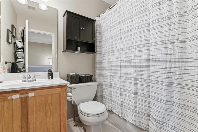 1648 Oakridge Lane, Hellertown Boro, PA 18055