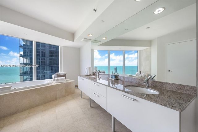 17201 Collins Avenue 3501, Sunny Isles Beach, FL 33160