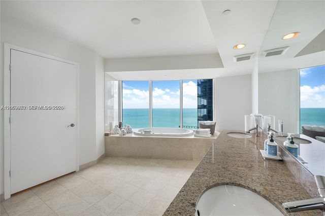 17201 Collins Avenue 3501, Sunny Isles Beach, FL 33160