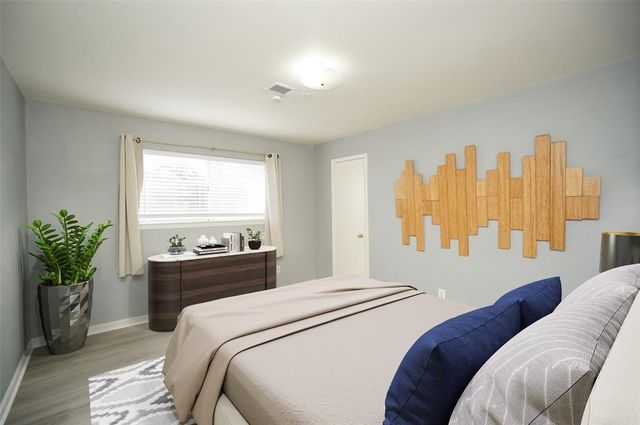 2595 Marilee Lane 4, Houston, TX 77057