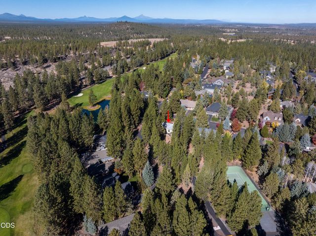 2747 NW Whitworth Way, Bend, OR 97703