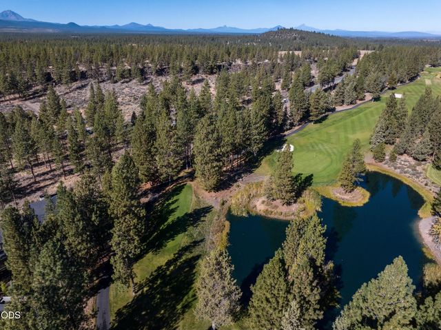 2747 NW Whitworth Way, Bend, OR 97703