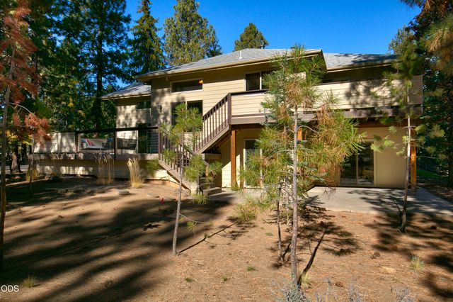2747 NW Whitworth Way, Bend, OR 97703