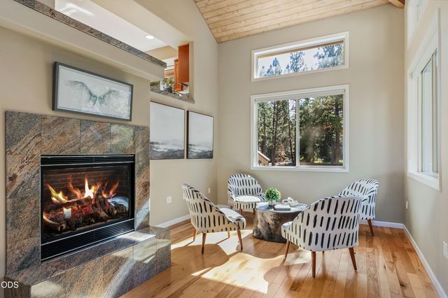 2747 NW Whitworth Way, Bend, OR 97703