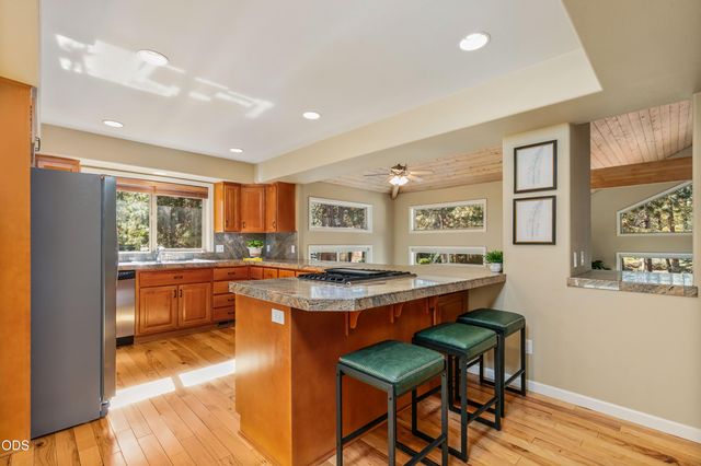 2747 NW Whitworth Way, Bend, OR 97703