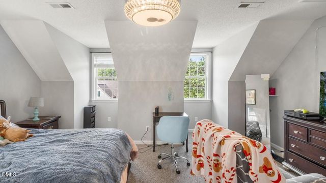 970 Winterside Lane, Winston Salem, NC 27101