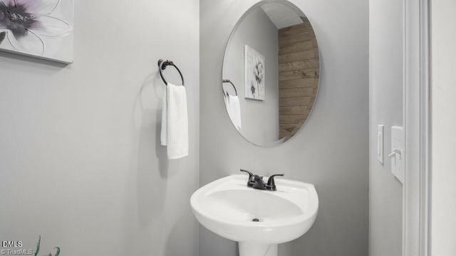 970 Winterside Lane, Winston Salem, NC 27101